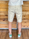 Pantalón corto crema